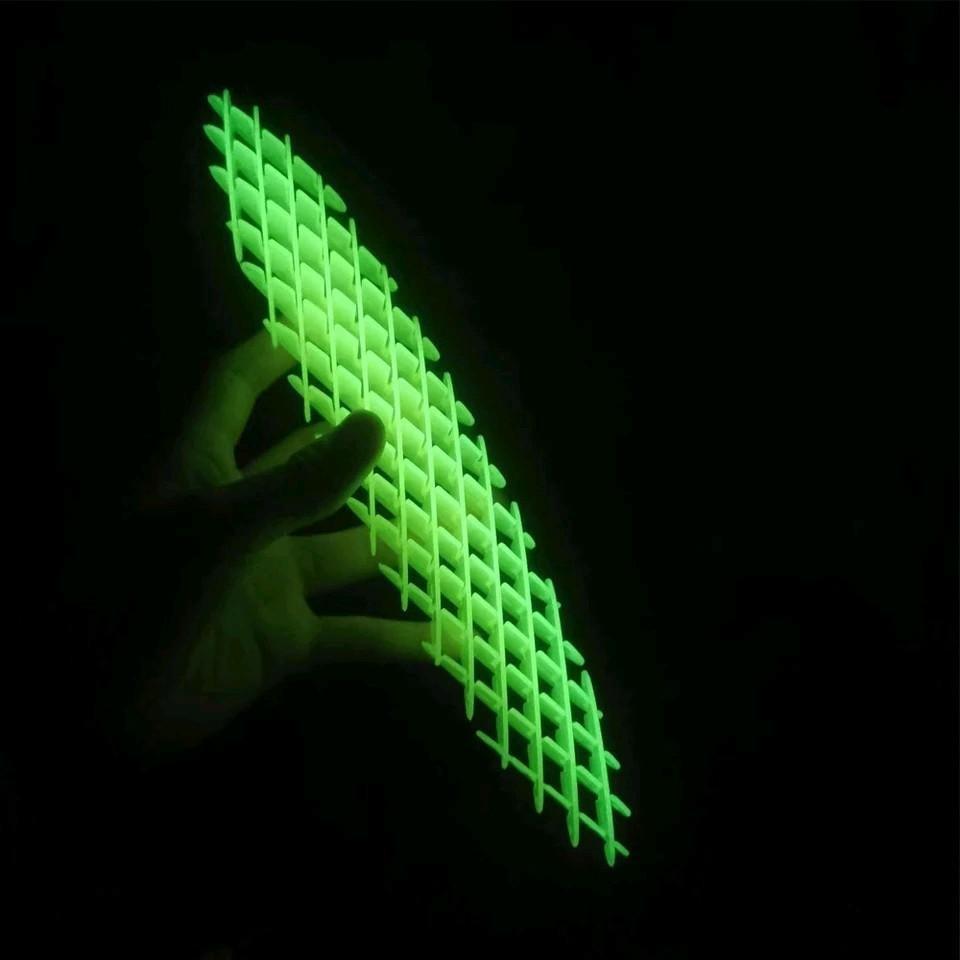 1 PC 3D Flexi Mesh Worm Fidget Toy